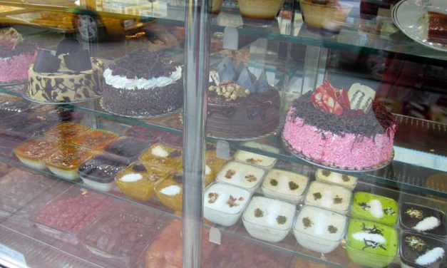 Taartjes en toetjes eten in Istanbul