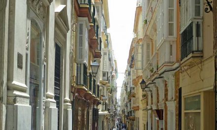 De erkertjes in Cádiz, een stadswandeling