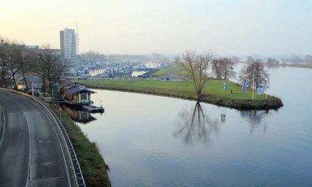 Wandelen langs de rivier de Roer, 175 km van monding tot bron